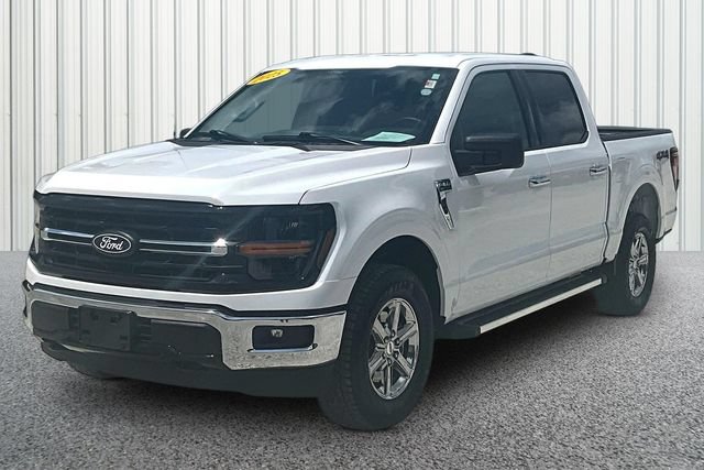 Used 2025 Ford F150 XLT w/ Equipment Group 301A Standard AWD/4WD image 2