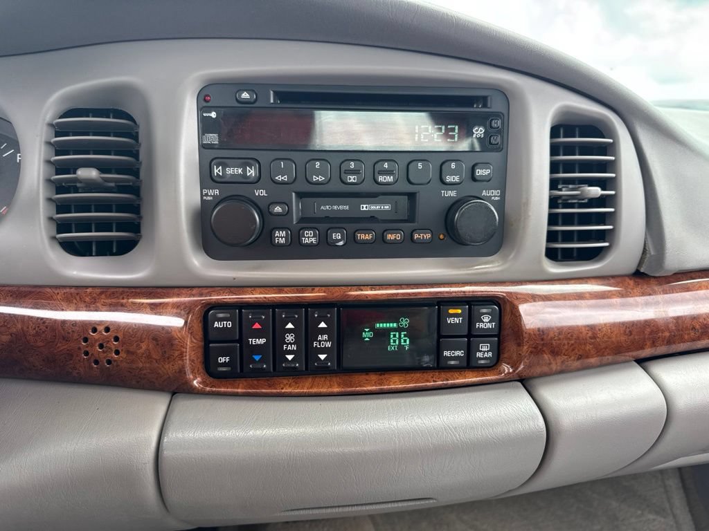 Used 2002 Buick Le Sabre Limited FWD image 3