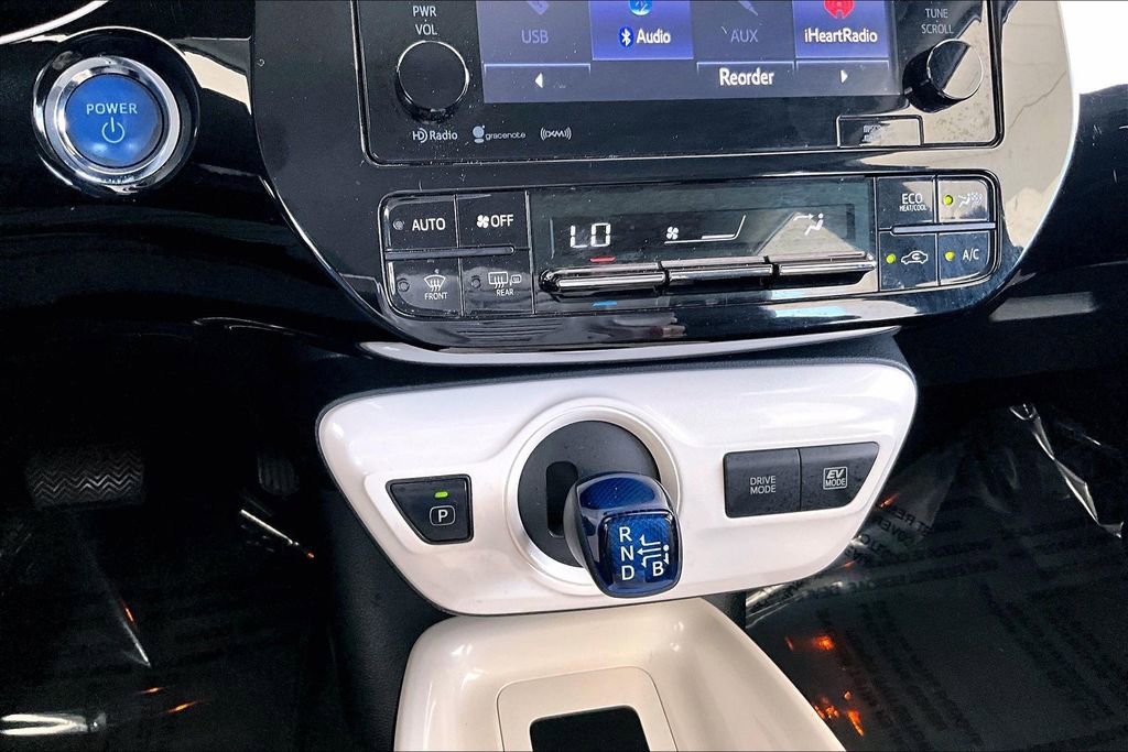 Used 2016 Toyota Prius Three Touring image 15