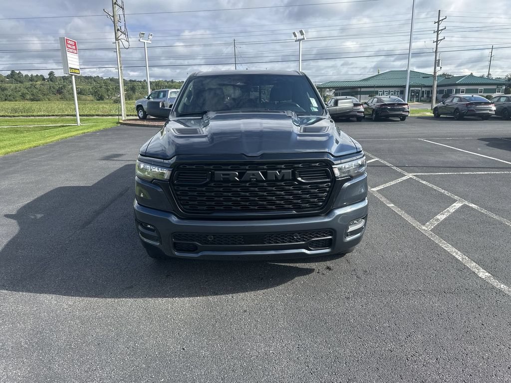 New 2026 RAM 1500 Express AWD/4WD image 3