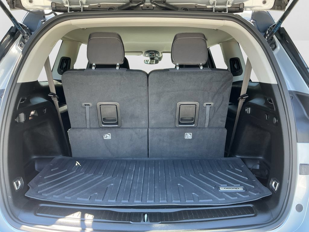 Used 2023 Jeep Grand Cherokee L Laredo AWD/4WD image 17