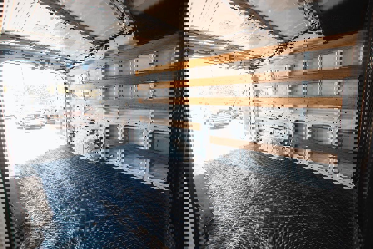 Used 2019 Ford Transit 250 130 Low Roof w/ Exterior Upgrade Package image 7