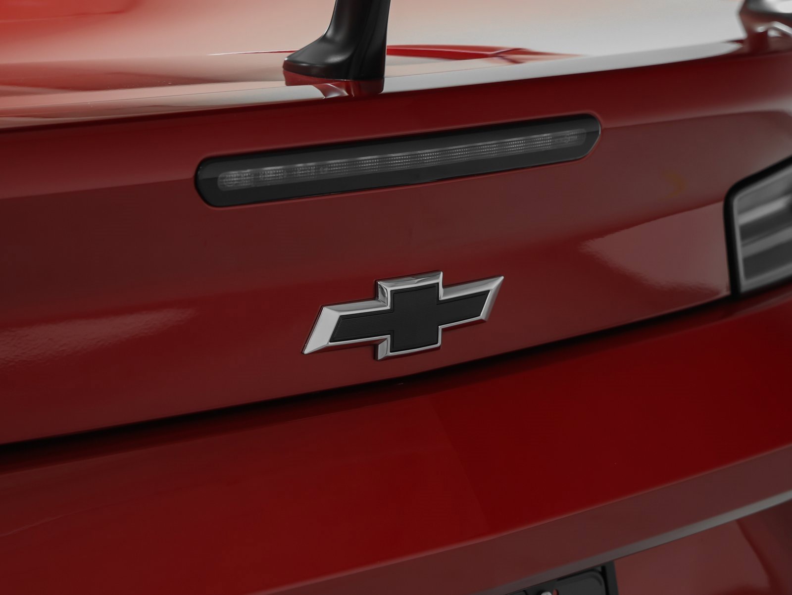 Used 2018 Chevrolet Camaro ZL1 image 26