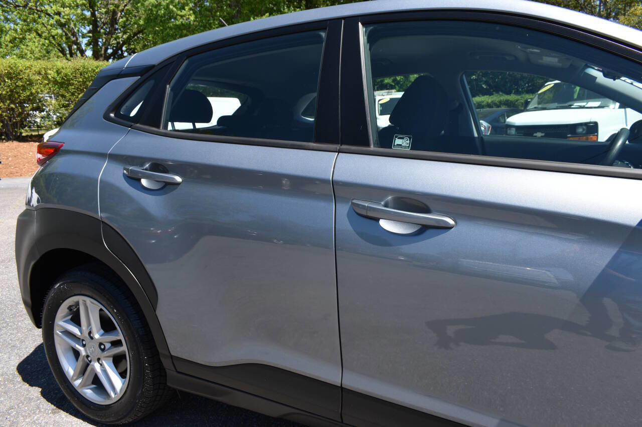 Used 2021 Hyundai Kona SE FWD image 30