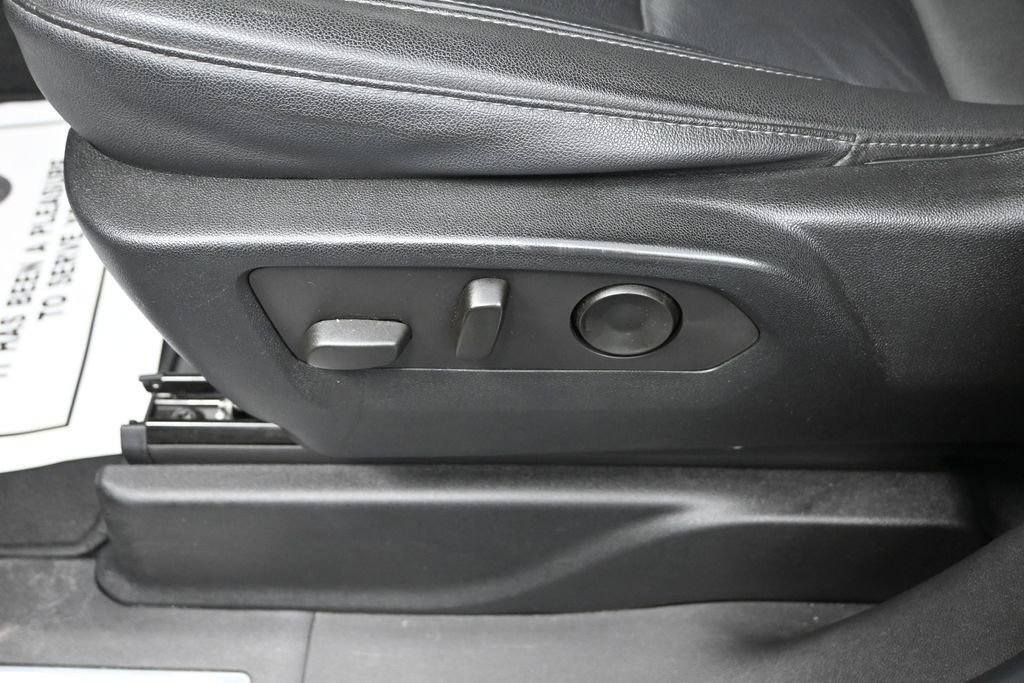 Used 2021 Chevrolet Tahoe LT AWD/4WD image 14