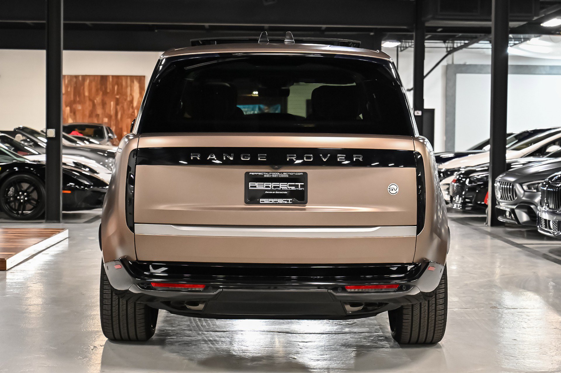 Used 2023 Land Rover Range Rover LWB SV Autobiography image 94