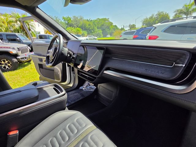 Used 2023 Rivian R1T Adventure AWD/4WD image 28