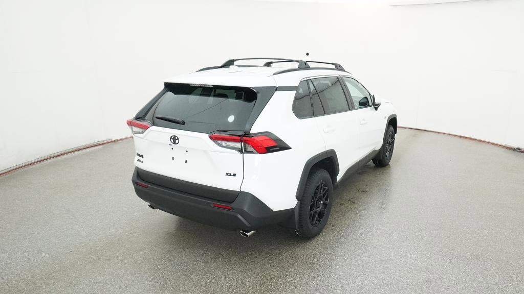 New 2025 Toyota RAV4 XLE image 19