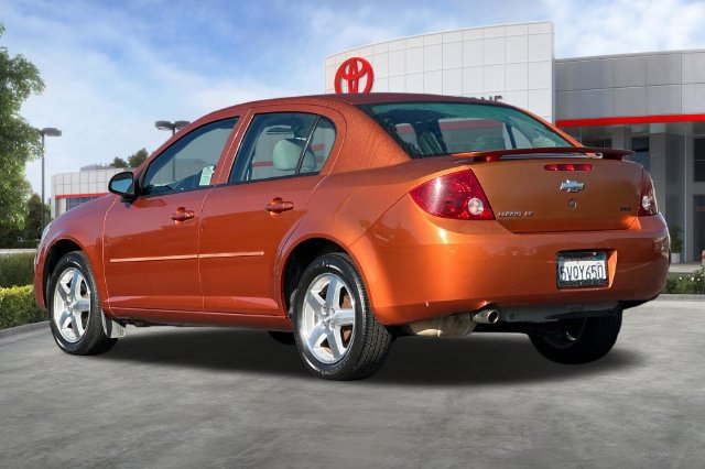 Used 2005 Chevrolet Cobalt LS w/ Preferred Equipment Group FWD image 6