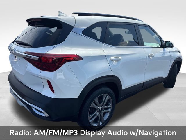 Used 2023 Kia Seltos S w/ Navigation Package AWD/4WD image 8