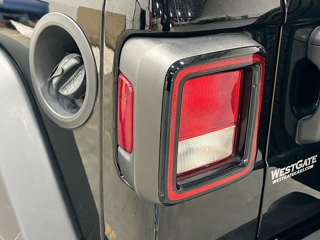 Used 2023 Jeep Wrangler Sport S image 41