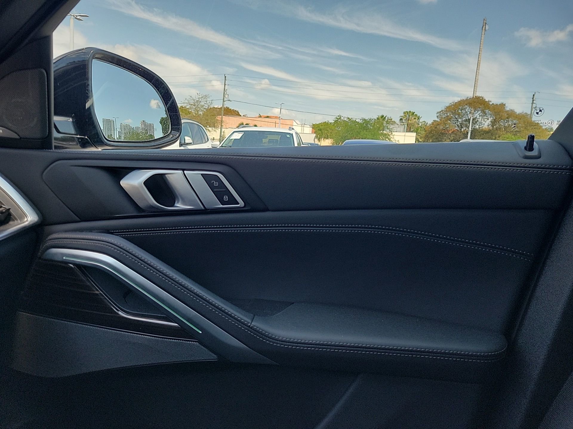 Used 2025 BMW X6 xDrive40i image 35