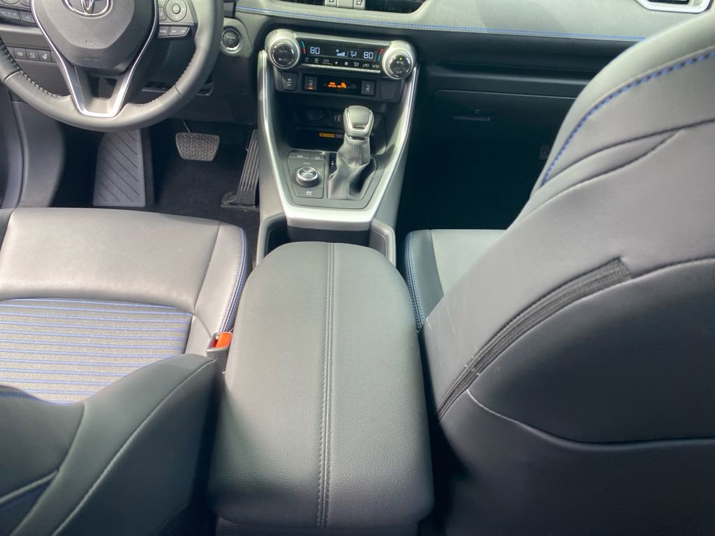 Used 2025 Toyota RAV4 XSE w/ Advanced Technology Package image 11