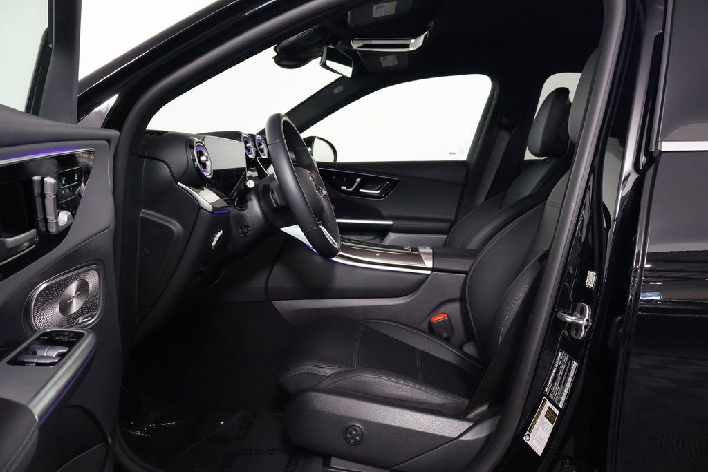 Certified 2025 Mercedes-Benz GLC 300 image 10