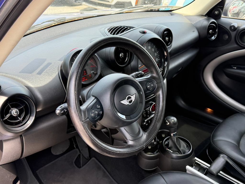 Used 2016 MINI Cooper Countryman FWD image 9