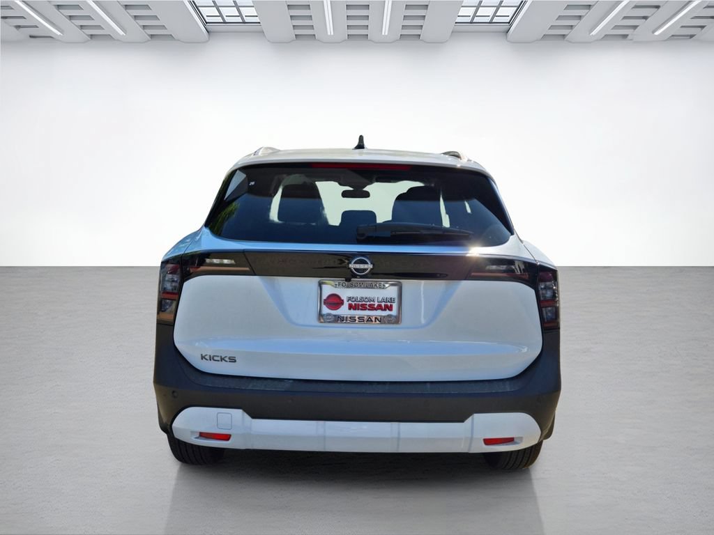 New 2026 Nissan Kicks SV FWD image 5