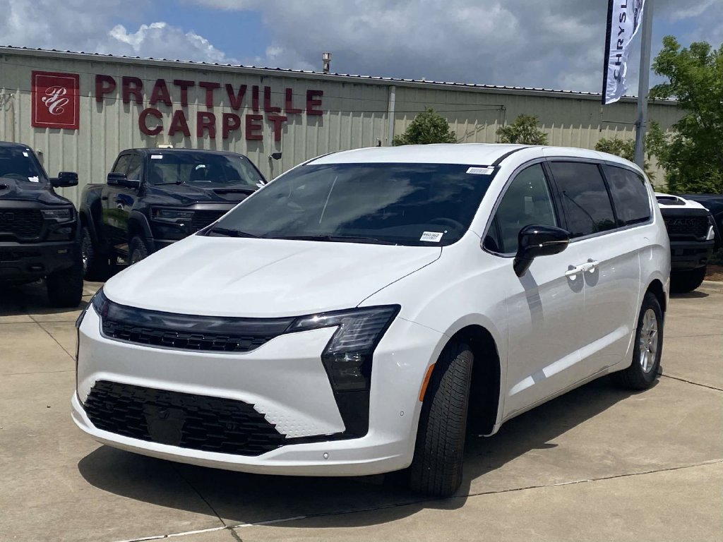 New 2027 Chrysler Pacifica Select w/ Family Tech Group FWD image 33