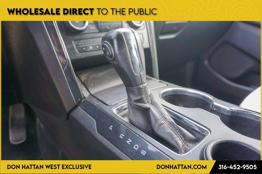 Used 2019 Ford Explorer XLT image 11