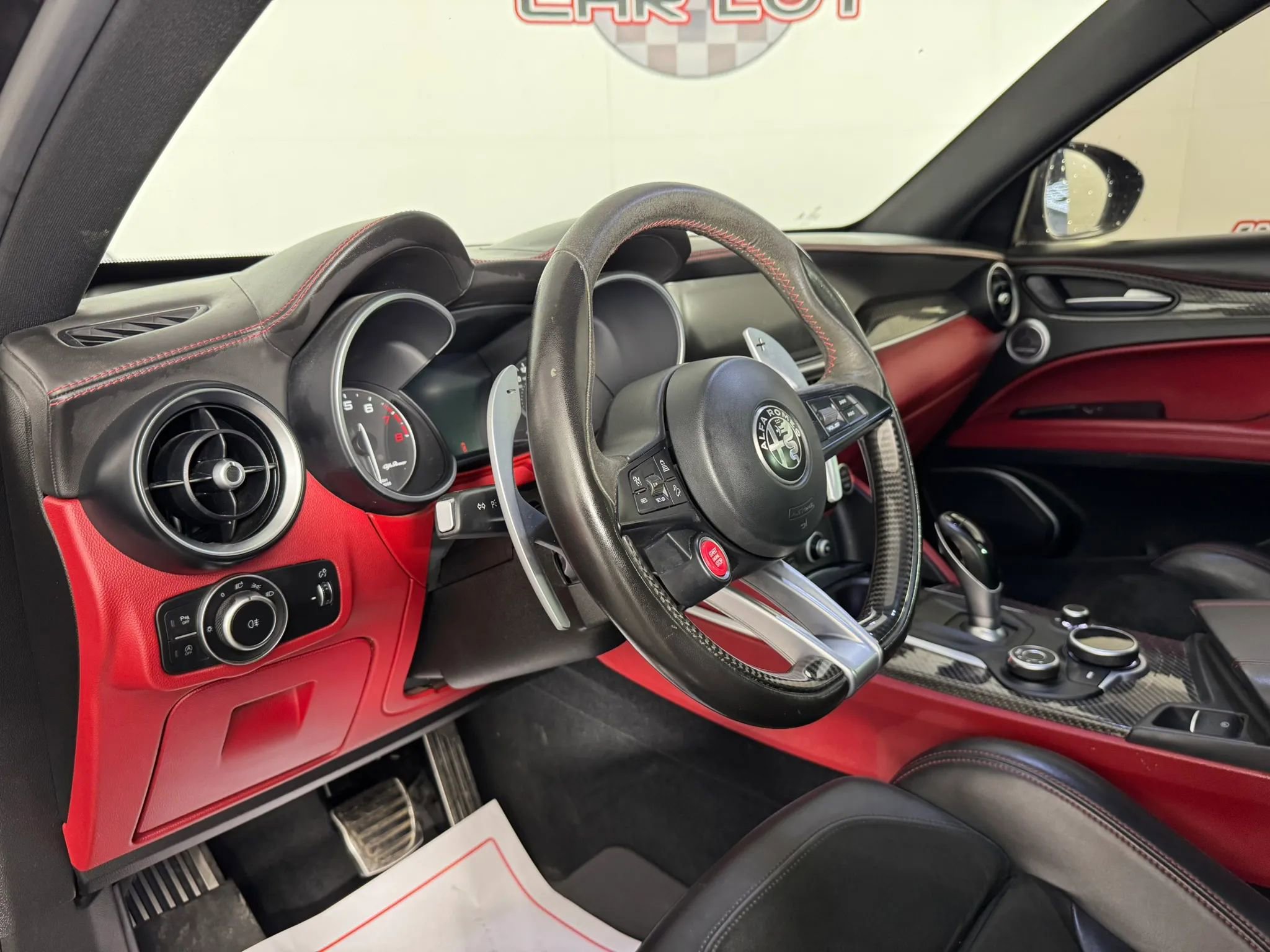 Used 2018 Alfa Romeo Stelvio Quadrifoglio w/ Driver Assist Dynamic Package AWD/4WD image 10