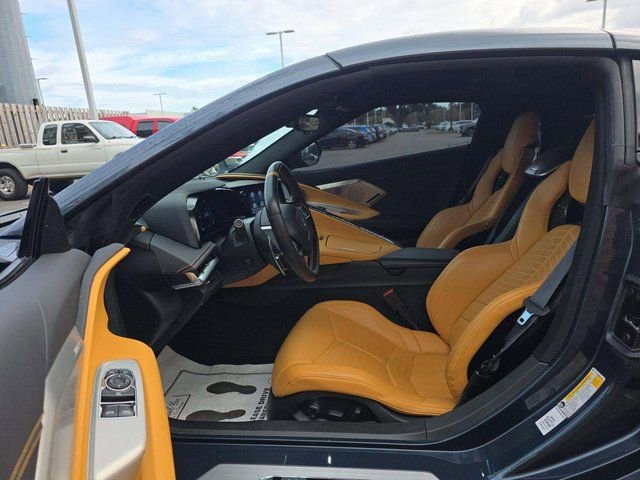 Used 2021 Chevrolet Corvette Stingray Preferred Cpe w/ Z51 Performance Package image 11