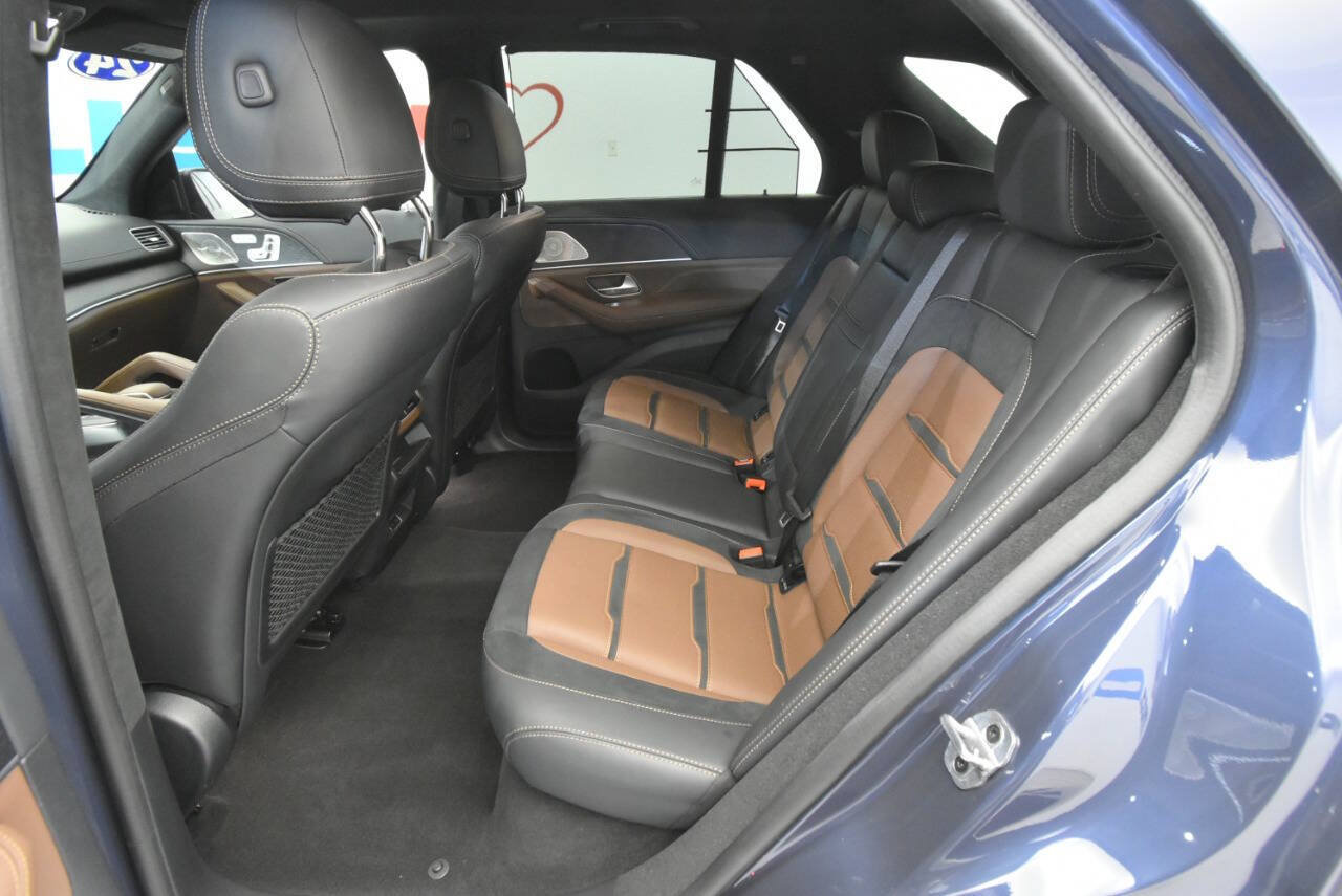 Used 2024 Mercedes-Benz GLE 63 AMG S image 16
