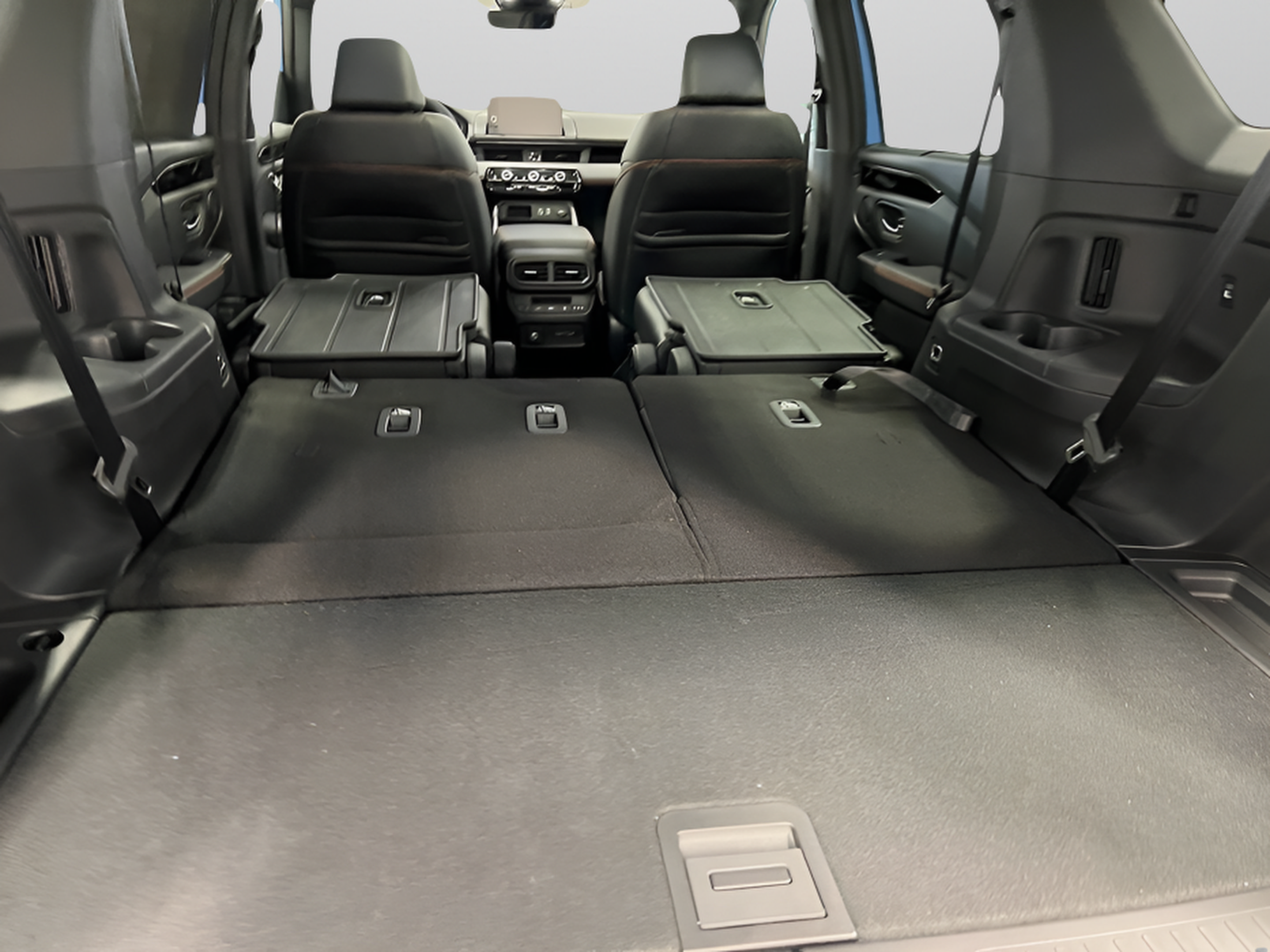 Used 2025 Honda Pilot TrailSport image 34