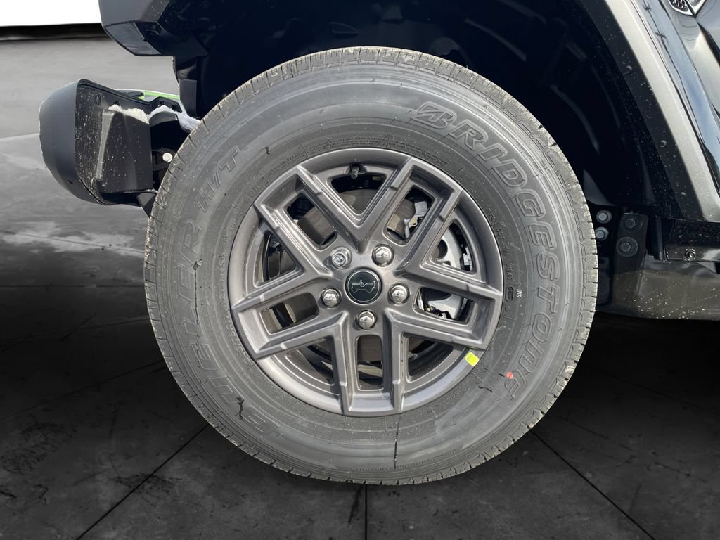 New 2026 Jeep Gladiator Sport AWD/4WD image 14