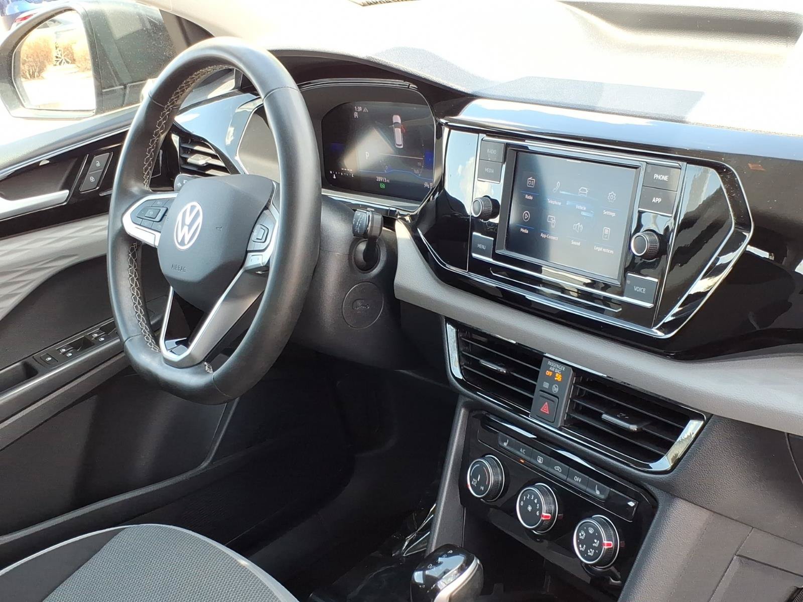 Certified 2024 Volkswagen Taos S AWD/4WD image 12