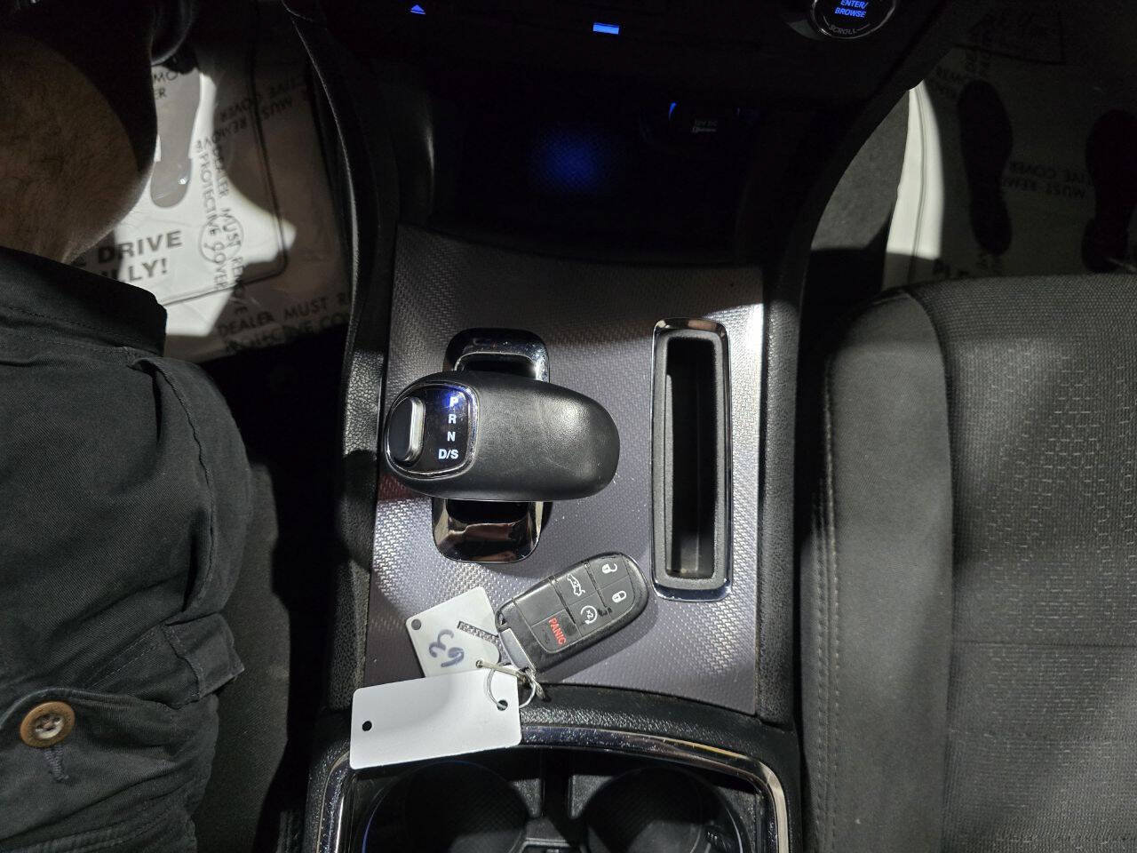 Used 2014 Dodge Charger SXT AWD/4WD image 37