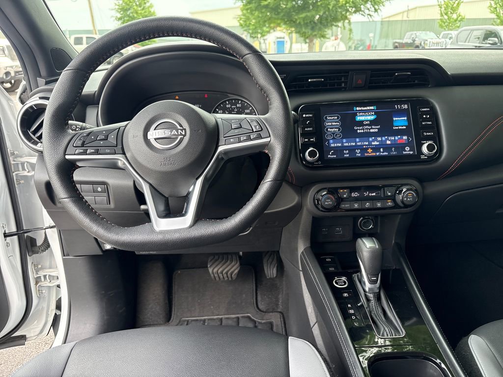 Used 2023 Nissan Kicks SR w/ SR PREMIUM PACKAGE w/ SR Premium Package FWD image 31