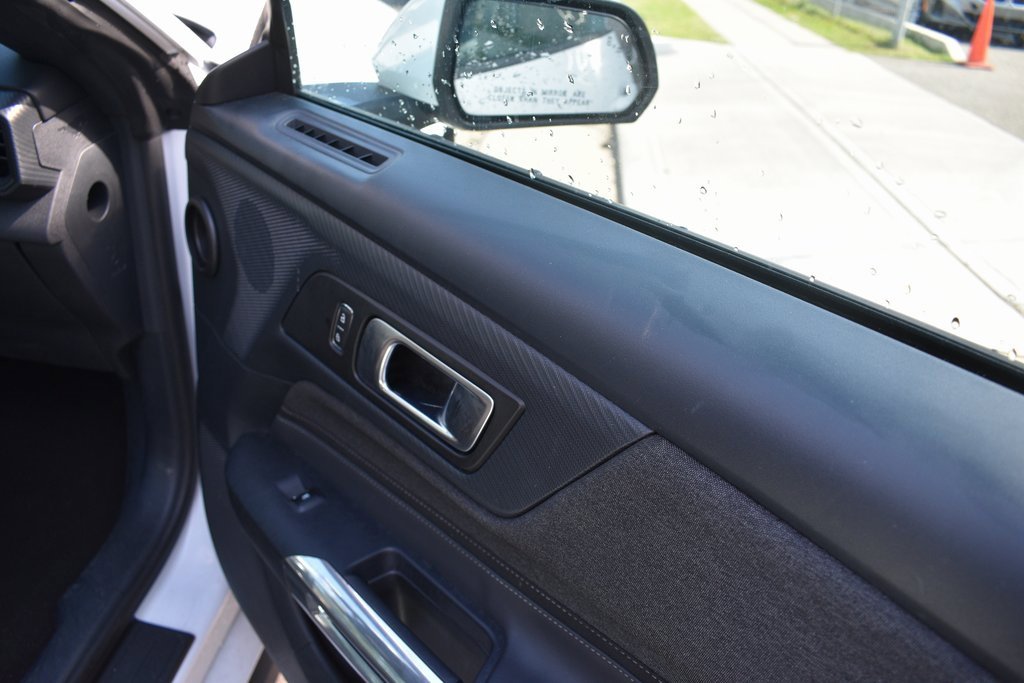 Used 2024 Ford Mustang Coupe image 23