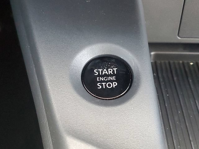 New 2026 Nissan Sentra SR w/ SR Premium Package FWD image 17