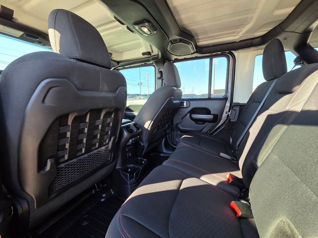 Used 2018 Jeep Wrangler Unlimited Rubicon image 27