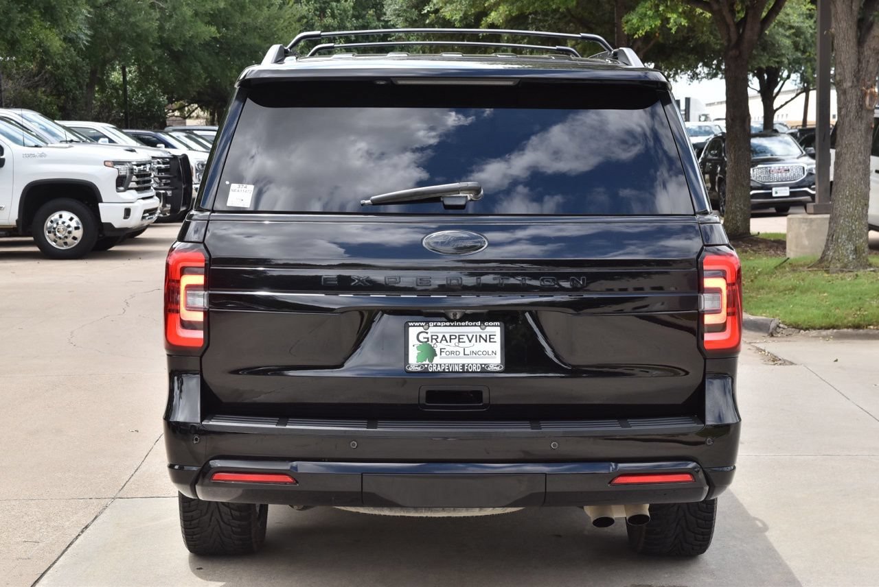 Used 2022 Ford Expedition Max Limited AWD/4WD image 9