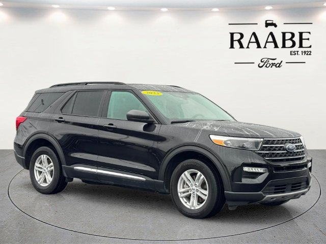 Used 2023 Ford Explorer XLT w/ Equipment Group 202A AWD/4WD image 1