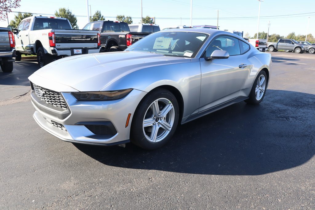 New 2026 Ford Mustang Coupe image 9