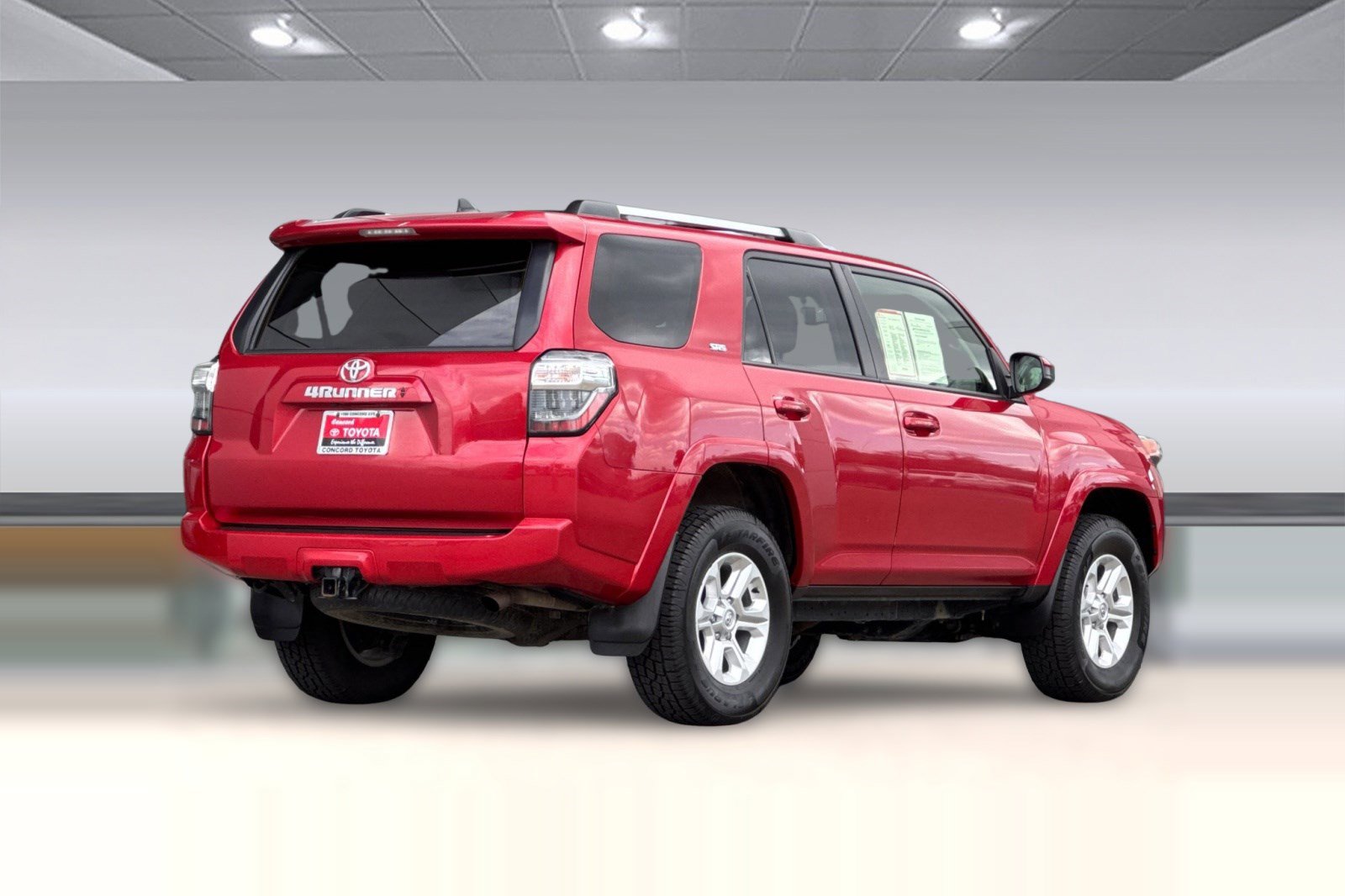 Certified 2024 Toyota 4Runner SR5 AWD/4WD image 3