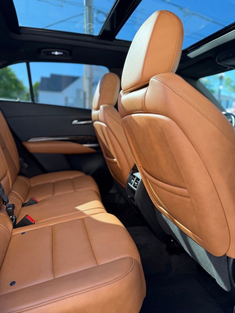 Used 2019 Cadillac XT4 Premium Luxury AWD/4WD image 20