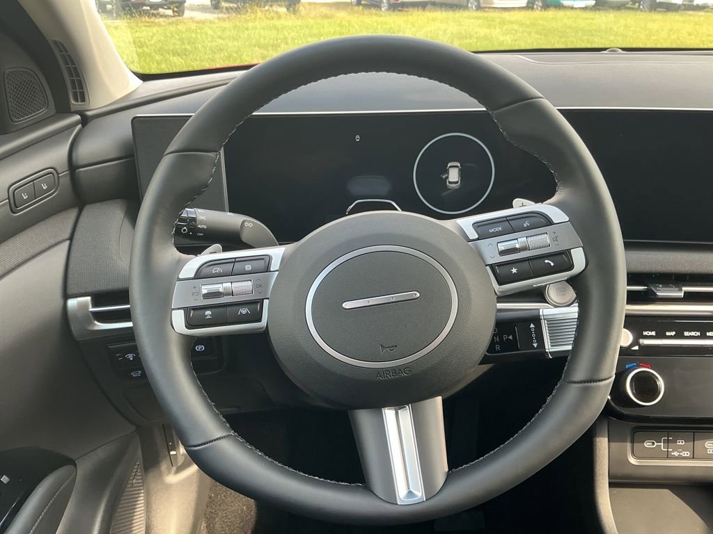 New 2026 Hyundai Tucson Limited image 16