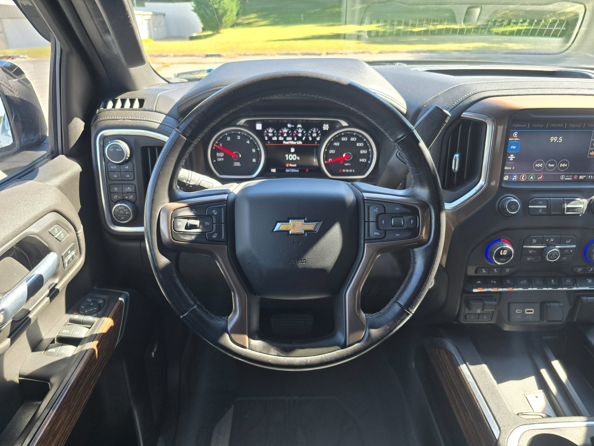 Used 2021 Chevrolet Silverado 1500 High Country w/ Technology Package AWD/4WD image 14