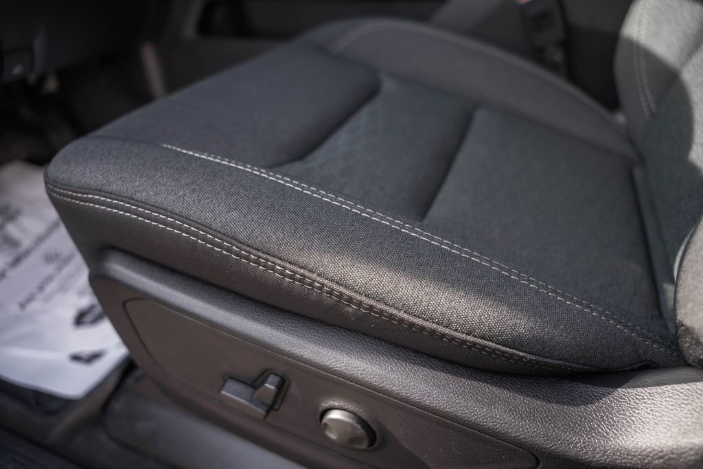 New 2026 RAM 1500 4x4 Crew Cab image 40