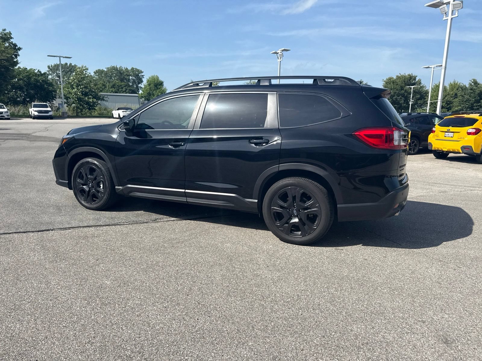 Certified 2025 Subaru Ascent Onyx Edition AWD/4WD image 19