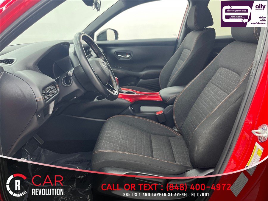 Used 2025 Honda HR-V Sport image 10