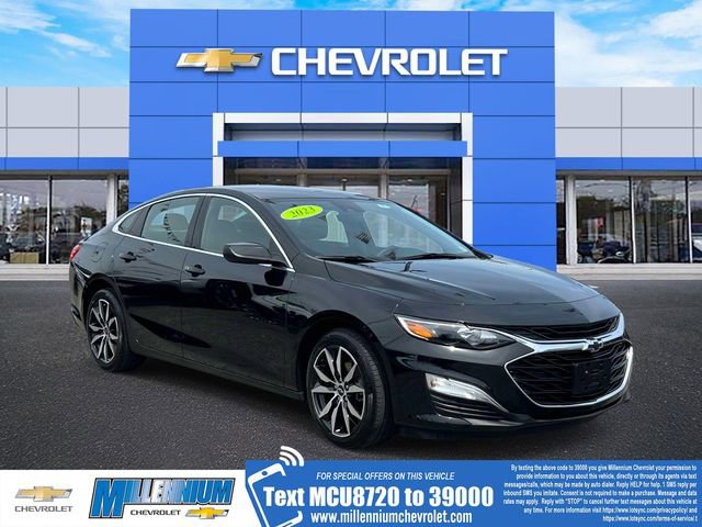 Used 2023 Chevrolet Malibu RS FWD image 1