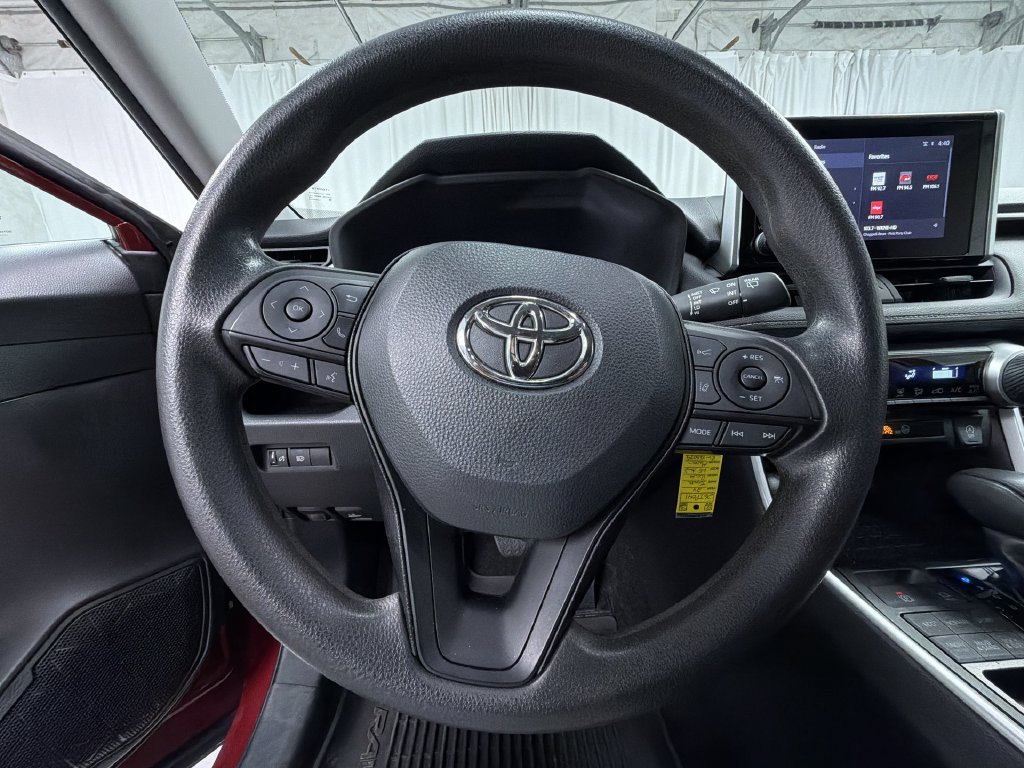 Certified 2024 Toyota RAV4 LE AWD/4WD image 25