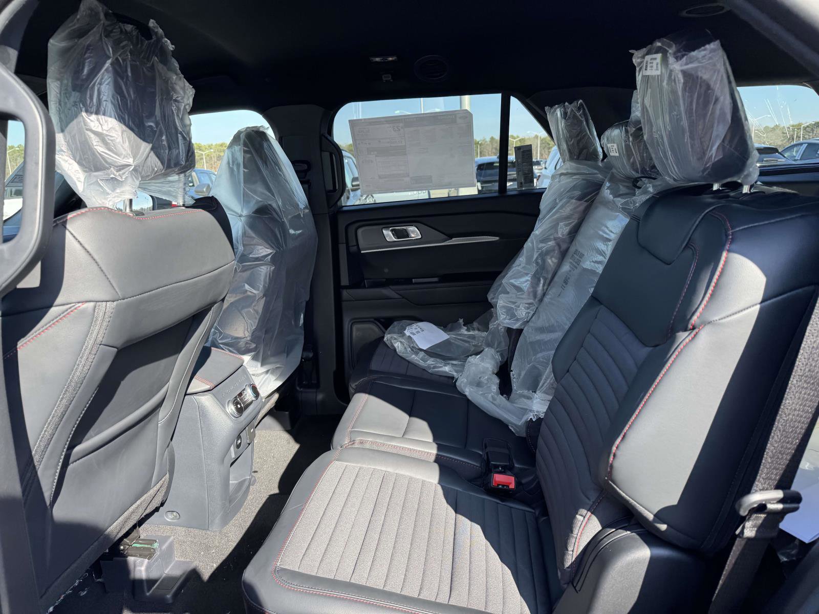 New 2026 Ford Explorer ST-Line image 10