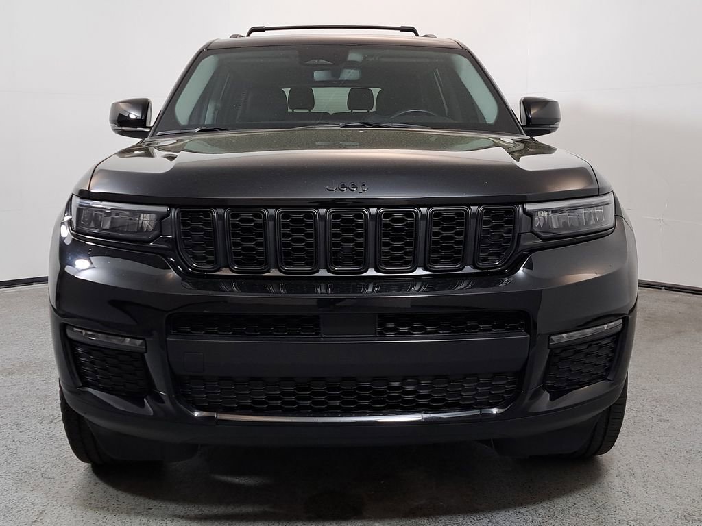 Used 2022 Jeep Grand Cherokee L Limited w/ Black Appearance Package image 2