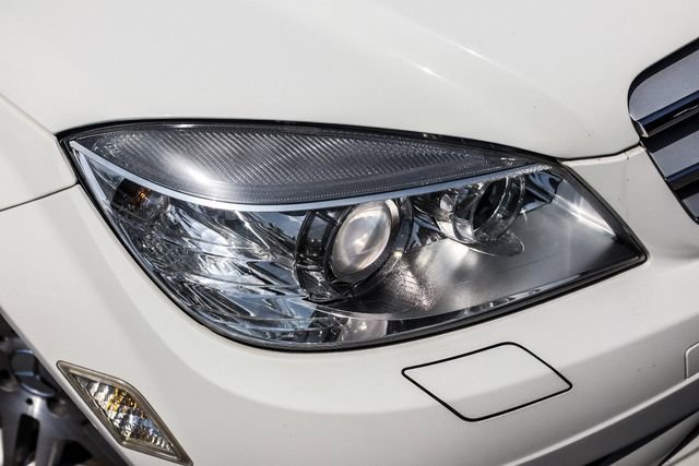 Used 2009 Mercedes-Benz C 350 Sport image 22