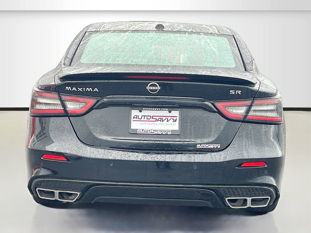 Used 2023 Nissan Maxima SR w/ Sport Mat Group FWD image 6