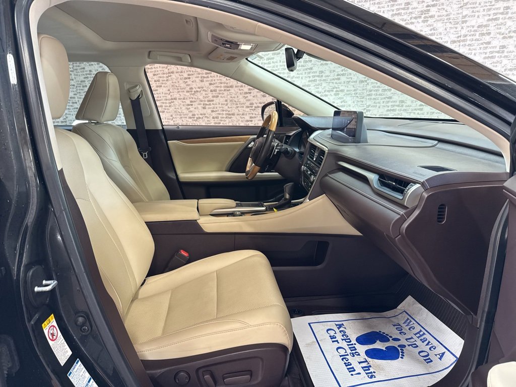 Used 2020 Lexus RX 450hL AWD w/ Premium Package image 11
